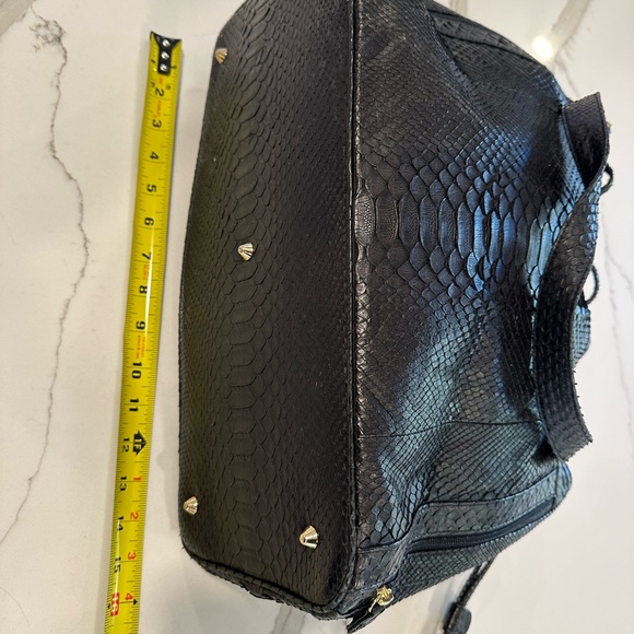 Eileen Kramer Genuine Python Black Shoulder Bag Hobo Purse With Gold Hardware - Picture 12 of 12